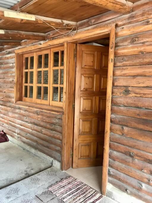 Pequena Casa De Troncos, Detras De Casa Principal No Trabajo Con Tarjeta De Credito Puerto Madryn Exterior foto