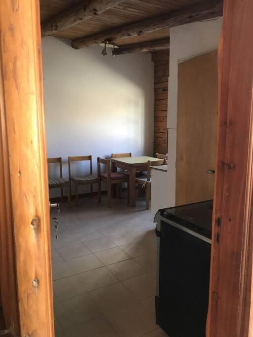 Pequena Casa De Troncos, Detras De Casa Principal No Trabajo Con Tarjeta De Credito Puerto Madryn Exterior foto
